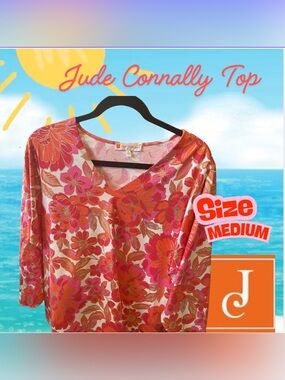 Jude Connally Pink Floral V-Neck Daniella top, size medium, new